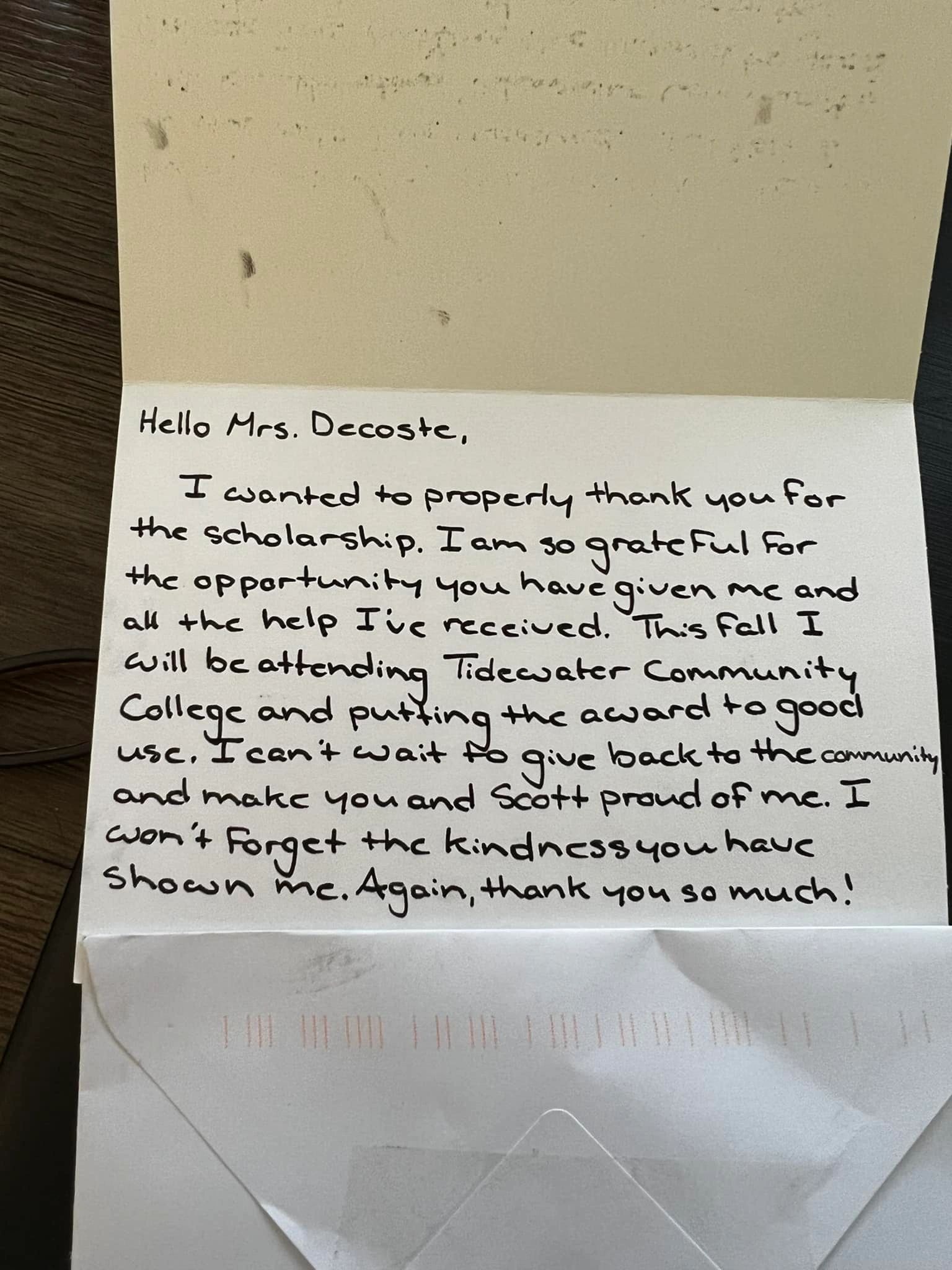 Handwritten thank you letter from a scholarship recipient